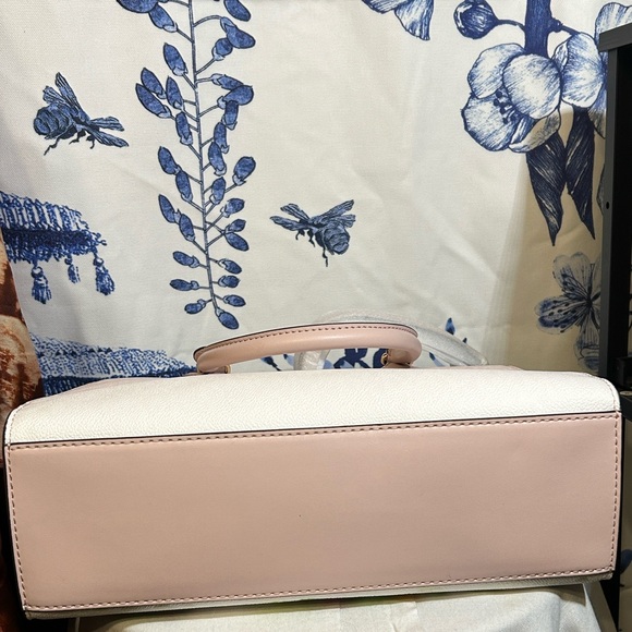 *SALE*Michael Kors Winnie Pooh Satchel w/ Crossbody Strap/Valentine Gift 💝 New! - Picture 8 of 13